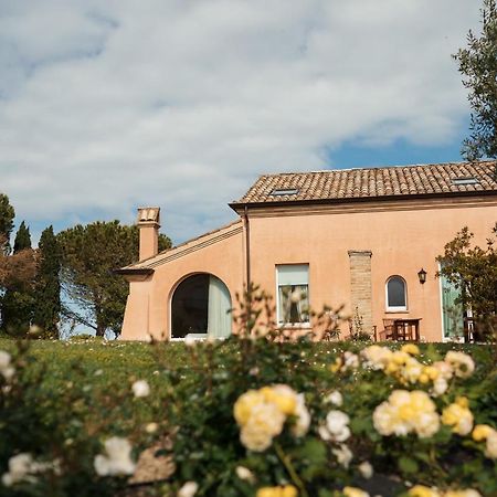 Nontiscordardime B&B Villa Agriturismo Civitanova Marche Kültér fotó